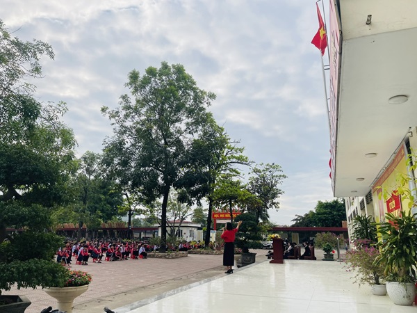 5f4b25f4e4e668b831f751